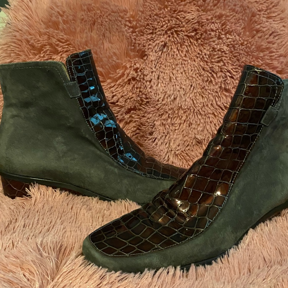 Spiffy booties